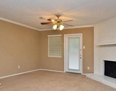 2210 Westview Blvd - Photo Thumbnail 6