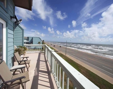 7820 Seawall Blvd - Photo Thumbnail 23