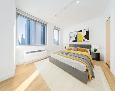 554 West 54th Street - Photo Thumbnail 5