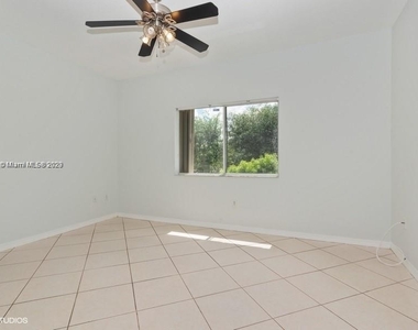 8391 Sw 124th Ave - Photo Thumbnail 14