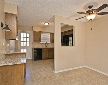 533 Cedar Elm Lane - Photo Thumbnail 5