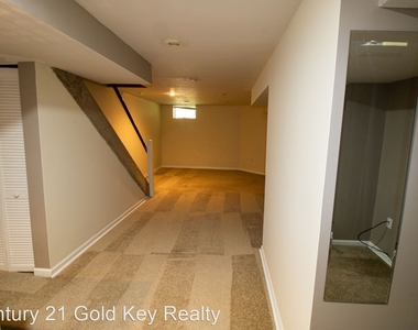 114 Gateway Drive Unit 009 - Photo Thumbnail 10