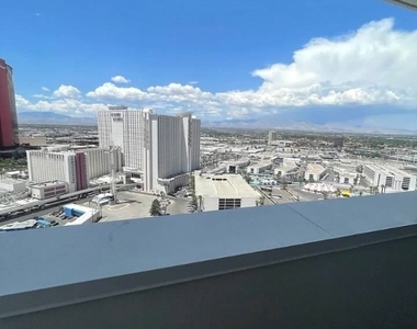 2700 Las Vegas Boulevard - Photo Thumbnail 4