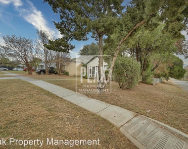 4437 Donnelly Ave - Photo Thumbnail 2