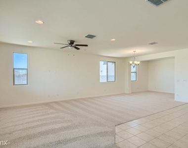 22585 N Diamond Drive Unit - Photo Thumbnail 3