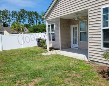 135 Carolina Oaks Dr - Photo Thumbnail 24