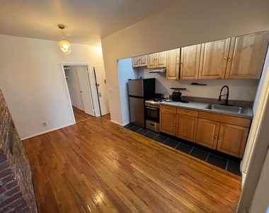 161 Rivington Street - Photo Thumbnail 2