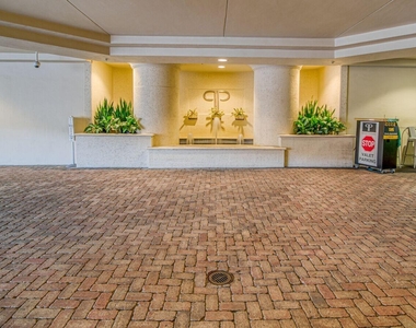 99 Se Mizner Boulevard - Photo Thumbnail 15