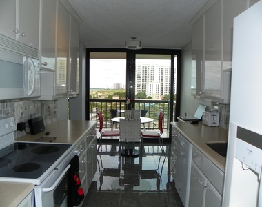 3400 N Ocean Drive - Photo Thumbnail 7