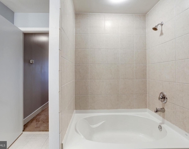 910 Nw M St Nw #129 - Photo Thumbnail 16