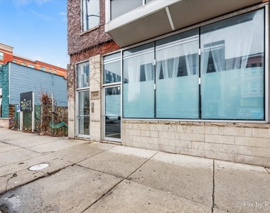 2620 W North Avenue - Photo Thumbnail 1