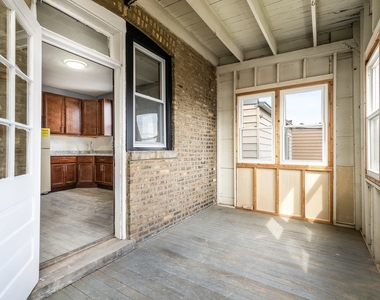 5225 W Melrose Street - Photo Thumbnail 15
