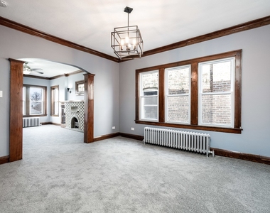 5225 W Melrose Street - Photo Thumbnail 6