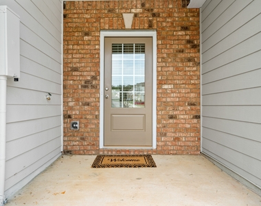 327 Braswell Ct - Photo Thumbnail 2