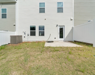 327 Braswell Ct - Photo Thumbnail 29