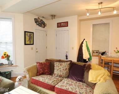 1935 N. Wood, Unit B - Photo Thumbnail 6