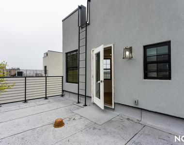 2553 Bedford Ave - Photo Thumbnail 1