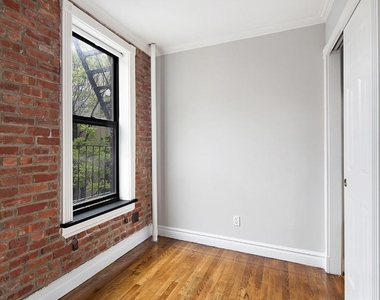 Copy of 234 Mott Street, Unit 16 - Photo Thumbnail 3