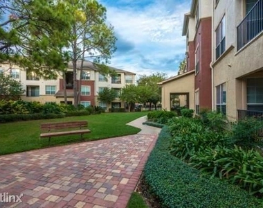 9100 Westheimer Rd - Photo Thumbnail 4