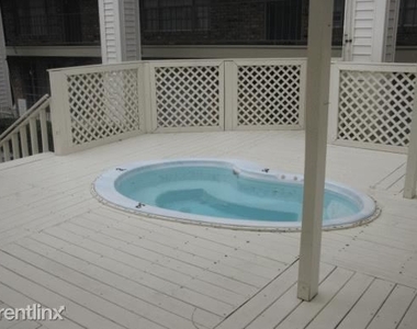 5815 Gulfton St - Photo Thumbnail 9