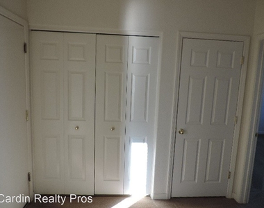 1264 Mountain Rose Dr - Photo Thumbnail 12