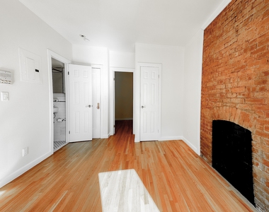 275 Mott Street - Photo Thumbnail 1