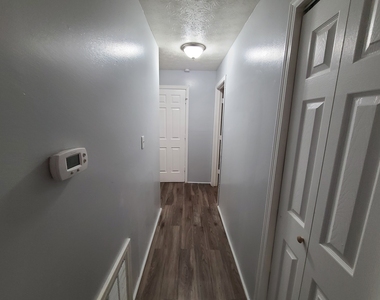 2212 Norden Court - Photo Thumbnail 5