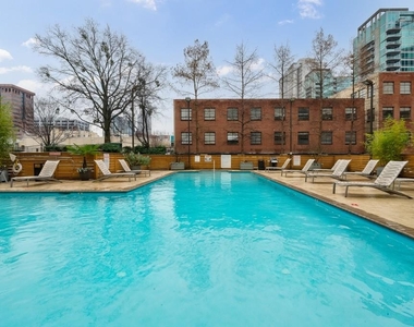 878 Peachtree Street - Photo Thumbnail 12