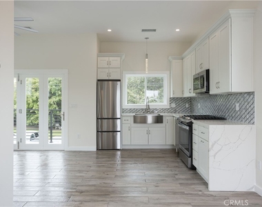 214 Madrona - Photo Thumbnail 4