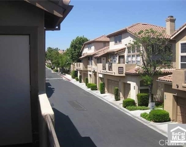 97 Camino Del Oro - Photo Thumbnail 13