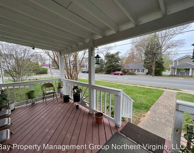 2211 Westmoreland St - Photo Thumbnail 2