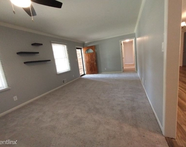 3175 Galangale Way - Photo Thumbnail 2