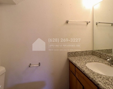 2800 Jeanetta St Unit 2412 - Photo Thumbnail 14