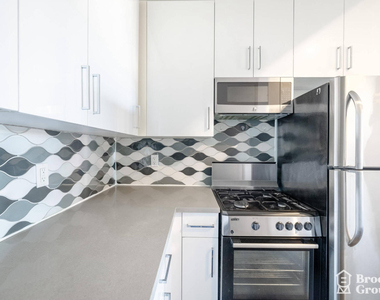 129 Park Avenue - Photo Thumbnail 1