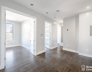 129 Park Avenue - Photo Thumbnail 4