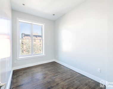 129 Park Avenue - Photo Thumbnail 13