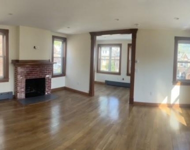 6125 Delafield Avenue - Photo Thumbnail 8