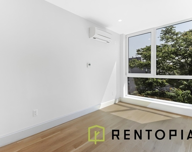 438 Union Avenue - Photo Thumbnail 5