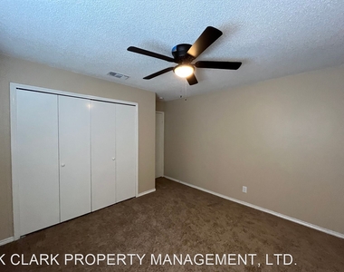 3633 Candlebrook Lane - Photo Thumbnail 23