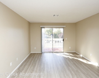 712 Gardenia Circle - Photo Thumbnail 19