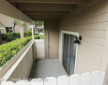 712 Gardenia Circle - Photo Thumbnail 6