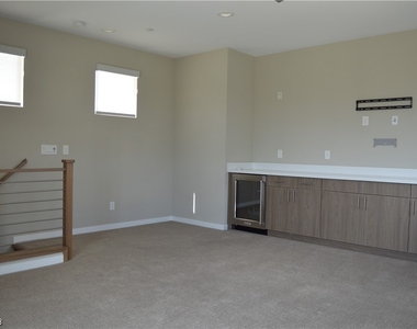 11277 Vision Peak Avenue - Photo Thumbnail 10