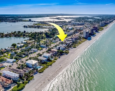 15572 Gulf Boulevard - Photo Thumbnail 27