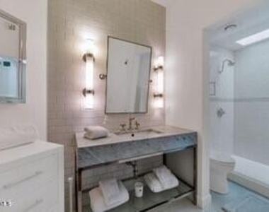 5101 N Casa Blanca Drive - Photo Thumbnail 12