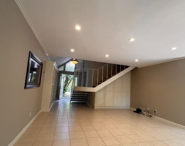 32108 Sailview Ln - Photo Thumbnail 11