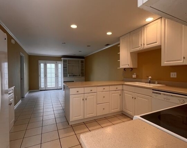 32108 Sailview Ln - Photo Thumbnail 14