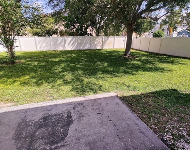 12803 Grovehurst Avenue - Photo Thumbnail 19