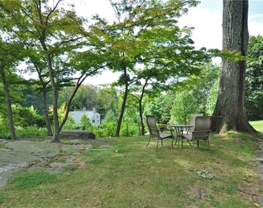 136 Harriman Road - Photo Thumbnail 10