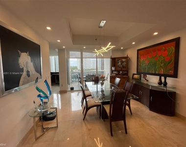 15901 Collins Ave Apt 504 - Photo Thumbnail 2