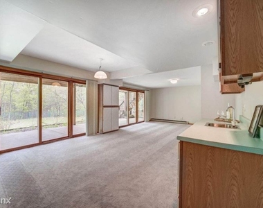 6054 Kalen Dr - Photo Thumbnail 19